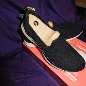 new 9.5MSKECHERS GO WALK 6 CLEAR VIRTUE BLACK WOMENS NEW IN BOX NIB